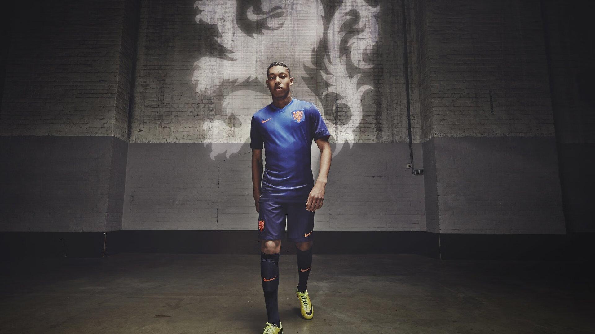 曼联困局溯源,范德萨与欧文齐声,症结非在帅位