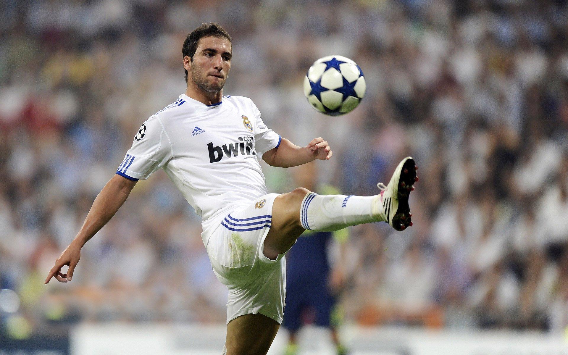 金特罗坦言欧洲邀约确有其事 但坚称河床就是我的皇马